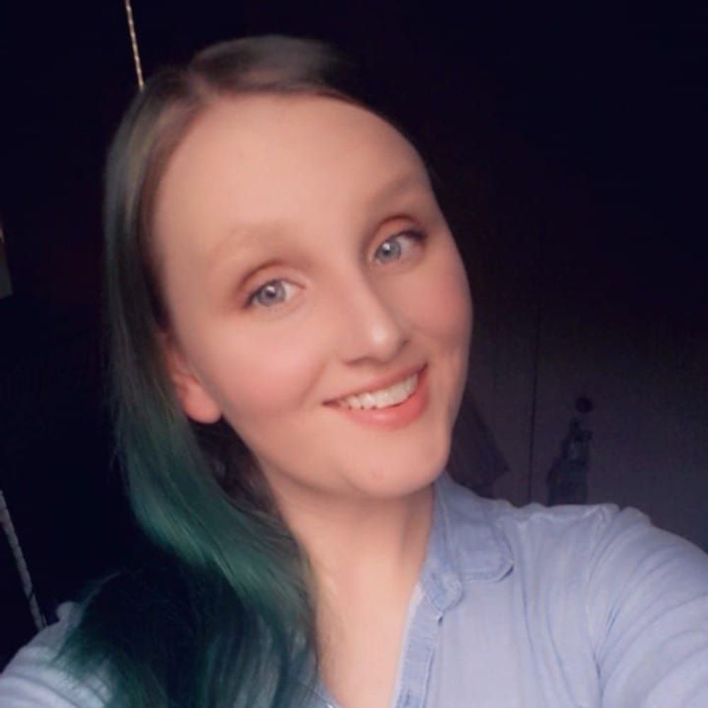 Meet your Posher, Nora